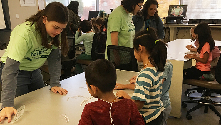 Badger Volunteers at the Discovery Building
