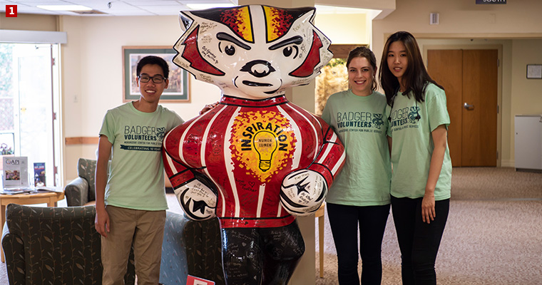 A Badger Volunteers team at Capitol Lakes, a health center that works with elderly residents with varying cognitive levels. 