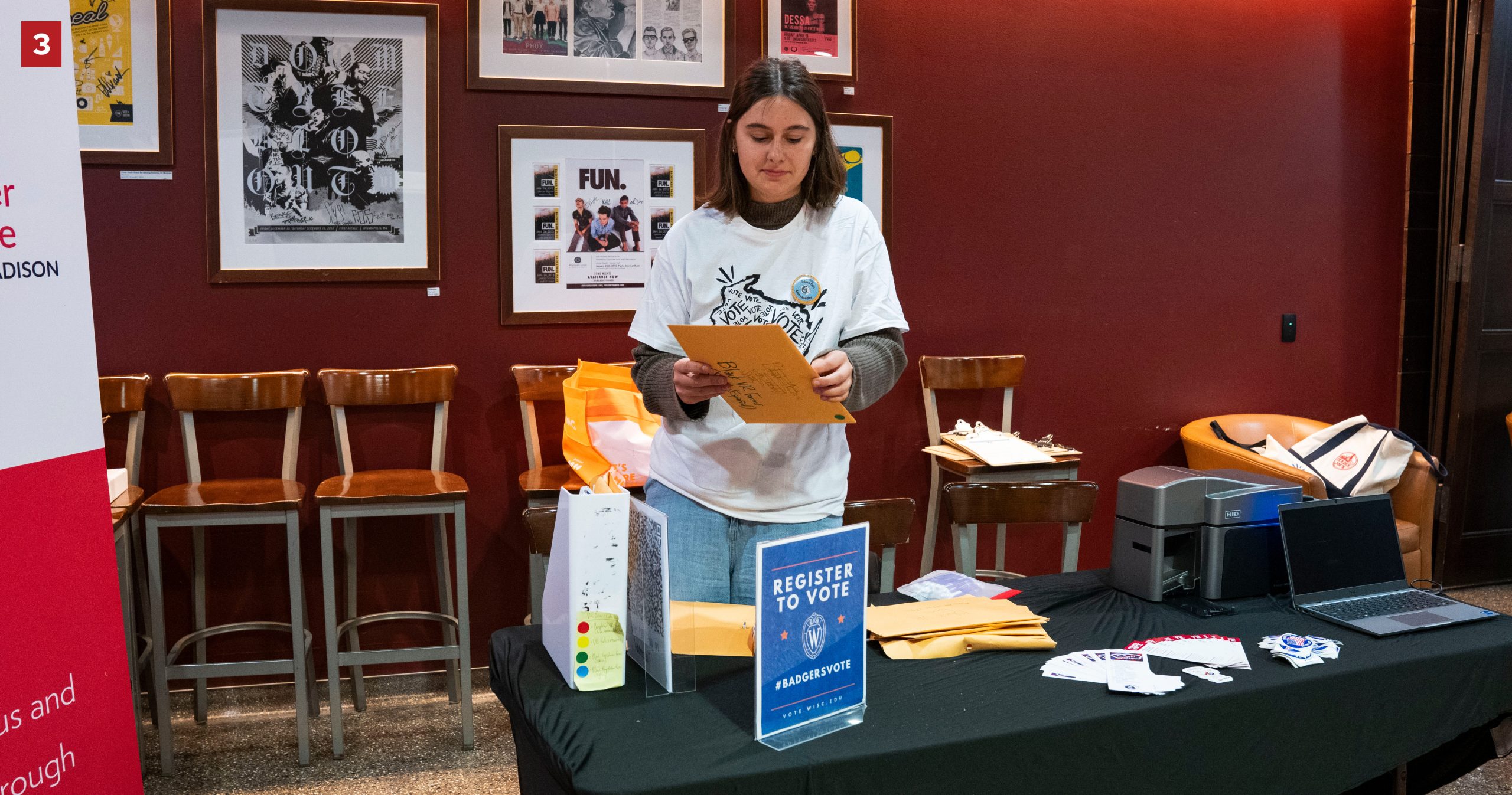 Register to Vote with Elise