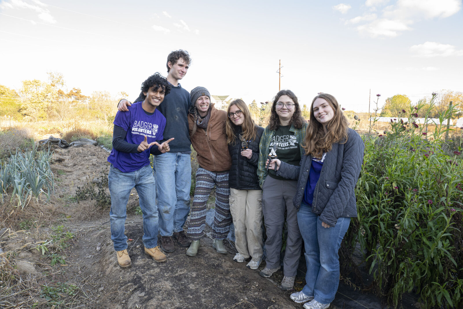 Badger Volunteers at Troy Gardens
